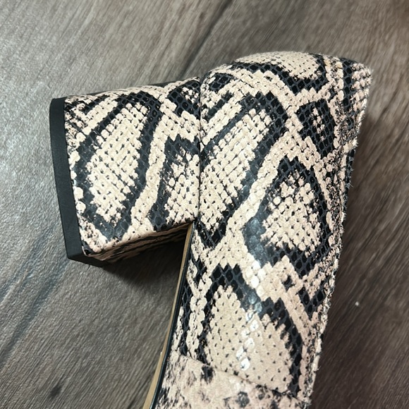 Franco Sarto Callan Animal Print Pumps - Picture 4 of 11